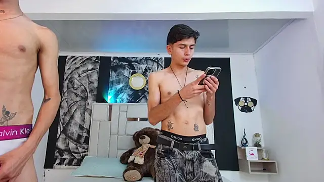 Snapshot of Jack_lover1724 chatting on 04-10-26, 10:36 Jack lover1724 online show from 04-10-26, 10:36