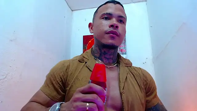 Snapshot of david_rousse_ chatting on 03-15-25, 02:46 david rousse online show from 03-15-25, 02:46