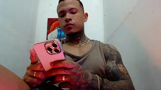 Snapshot of david_rousse_ chatting on 03-16-25, 06:42 david rousse online show from 03-16-25, 06:42