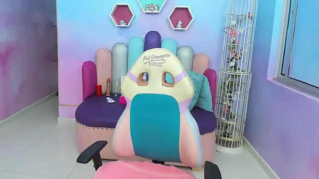 LYA SWEETX online show from 01-30-25, 03:22