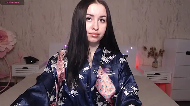 Snapshot of VioletCatt chatting on 03-14-25, 06:42 VioletCatt online show from 03-14-25, 06:42