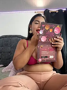 AnnaRosse1 online show from 01-15-25, 03:39