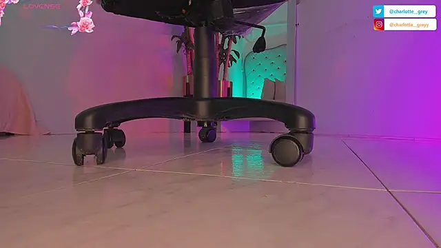 charlotte  grey online show from 10-01-25, 09:10