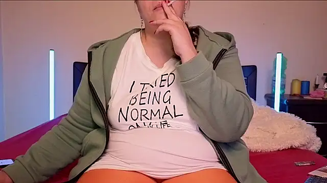 Snapshot of Niter chatting on 11-15-25, 06:59 Niter online show from 11-15-25, 06:59