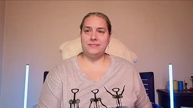 Snapshot of Niter chatting on 12-05-25, 07:54 Niter online show from 12-05-25, 07:54