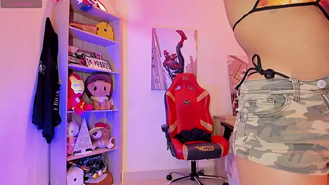 madelyn rose  online show from 01-18-25, 02:36