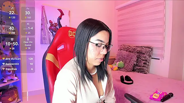 madelyn rose  online show from 01-22-25, 08:07