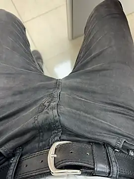 Snapshot of hotisraeli chatting on 01-16-25, 05:53 hotisraeli online show from 01-16-25, 05:53