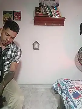 Snapshot of chero_95 chatting on 11-28-25, 12:13 chero 95 online show from 11-28-25, 12:13