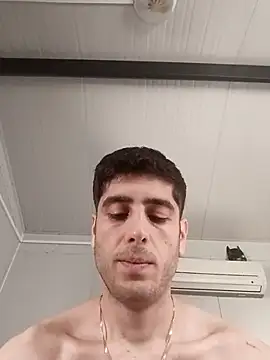 arenn1997 online show from 12-15-25, 12:09