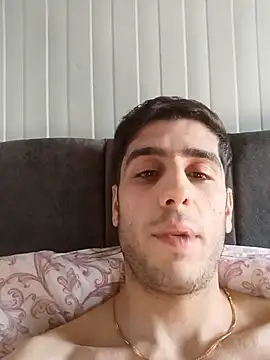 arenn1997 online show from 01-10-26, 12:29