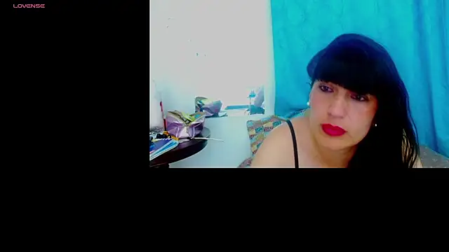 cristina connor online show from 10-27-25, 01:31