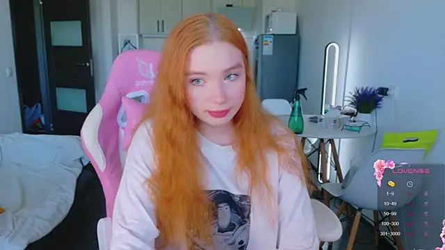 Snapshot of cinnabon_girls chatting on 06-29-26, 01:22 cinnabon girls online show from 06-29-26, 01:22