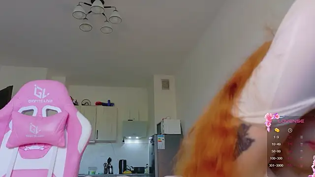 Snapshot of cinnabon_girls chatting on 06-30-26, 03:24 cinnabon girls online show from 06-30-26, 03:24