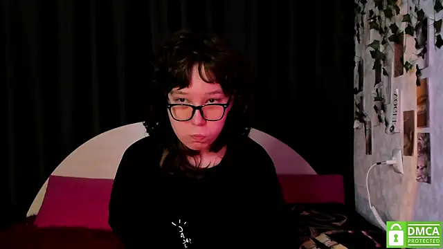 dreamgirllovee online show from 11-10-25, 01:59