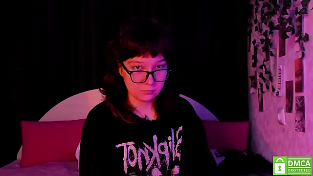 dreamgirllovee online show from 11-10-25, 10:42