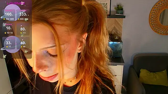 Snapshot of Hannah_Carr chatting on 06-18-26, 05:17 Hannah Carr online show from 06-18-26, 05:17