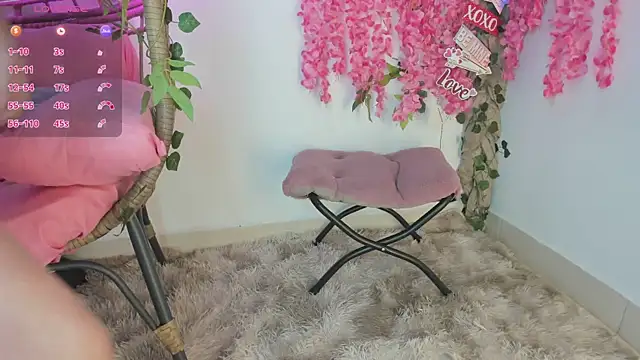 Snapshot of Amy-Skinny chatting on 03-06-25, 11:03 Amy-Skinny online show from 03-06-25, 11:03