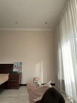 Hott Lolla online show from 11-26-25, 08:37