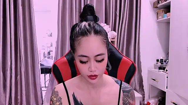 witch-39 online show from 03-08-26, 04:49