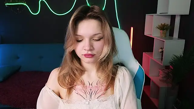 LitaBrom online show from 02-05-25, 04:16