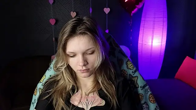 LitaBrom online show from 02-17-25, 04:42