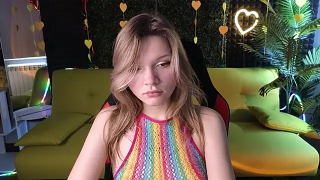 LitaBrom online show from 02-20-25, 04:18