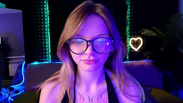 LitaBrom online show from 10-07-25, 02:09