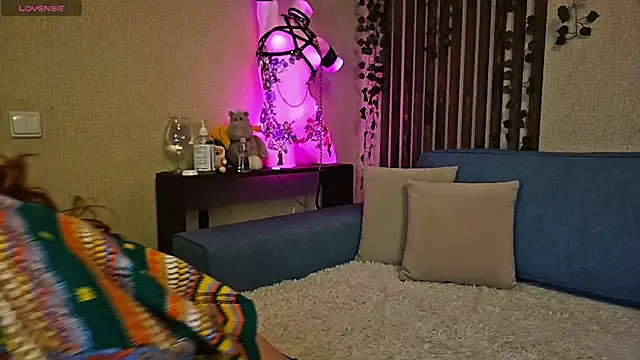 Snapshot of _SweetFox_ chatting on 09-30-25, 09:20  SweetFox  online show from 09-30-25, 09:20