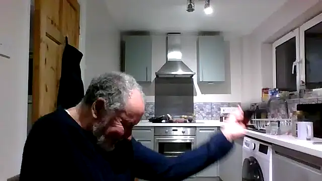 Snapshot of jimmybenido chatting on 01-03-25, 05:10 jimmybenido online show from 01-03-25, 05:10