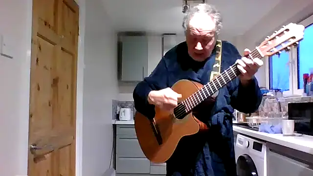 Snapshot of jimmybenido chatting on 02-12-25, 05:16 jimmybenido online show from 02-12-25, 05:16