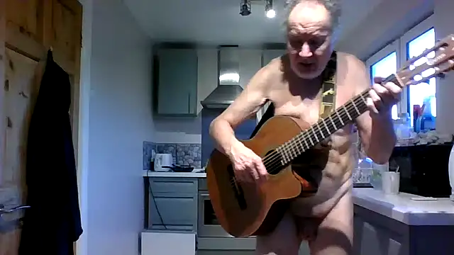 Snapshot of jimmybenido chatting on 02-24-25, 05:42 jimmybenido online show from 02-24-25, 05:42