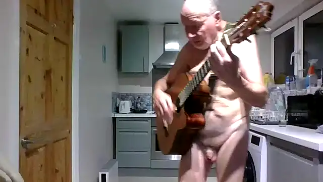 Snapshot of jimmybenido chatting on 11-06-25, 05:36 jimmybenido online show from 11-06-25, 05:36