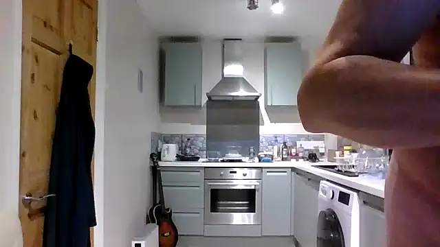 Snapshot of jimmybenido chatting on 11-08-25, 05:34 jimmybenido online show from 11-08-25, 05:34