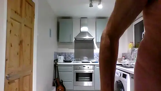 Snapshot of jimmybenido chatting on 11-22-25, 05:34 jimmybenido online show from 11-22-25, 05:34