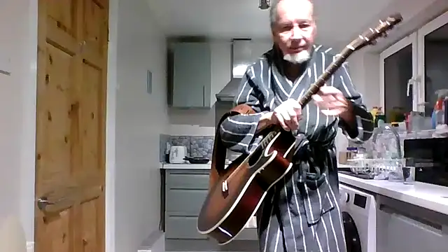 Snapshot of jimmybenido chatting on 01-11-26, 05:40 jimmybenido online show from 01-11-26, 05:40