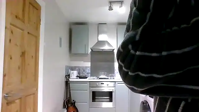 Snapshot of jimmybenido chatting on 01-14-26, 05:51 jimmybenido online show from 01-14-26, 05:51