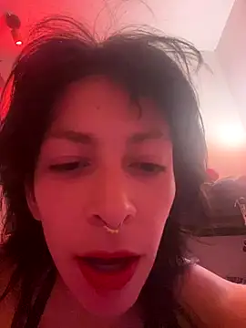 xmoira3x online show from 12-19-25, 05:58