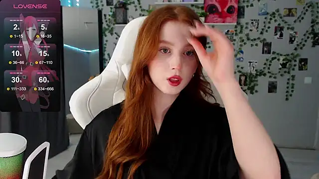 Snapshot of Meow_babe chatting on 12-04-24, 10:46 Meow babe online show from 12-04-24, 10:46