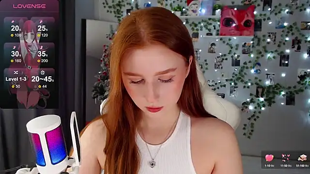 Snapshot of Meow_babe chatting on 12-23-24, 11:25 Meow babe online show from 12-23-24, 11:25