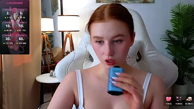 Snapshot of Meow_babe chatting on 02-20-25, 10:27 Meow babe online show from 02-20-25, 10:27