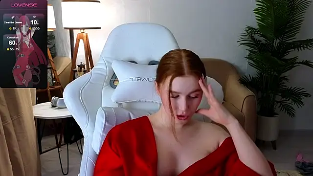 Snapshot of Meow_babe chatting on 02-20-25, 01:30 Meow babe online show from 02-20-25, 01:30