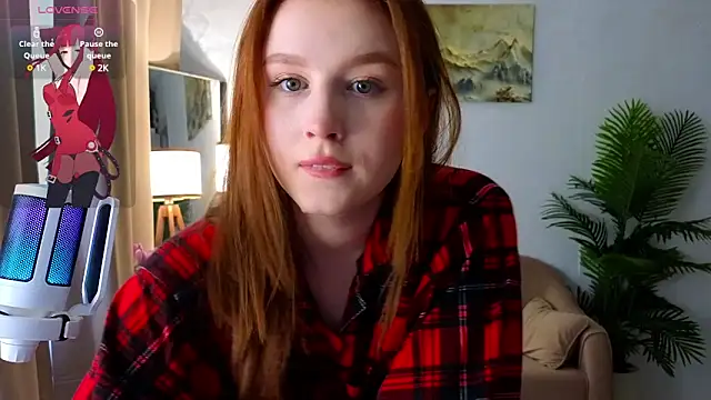 Snapshot of Meow_babe chatting on 03-12-25, 08:41 Meow babe online show from 03-12-25, 08:41