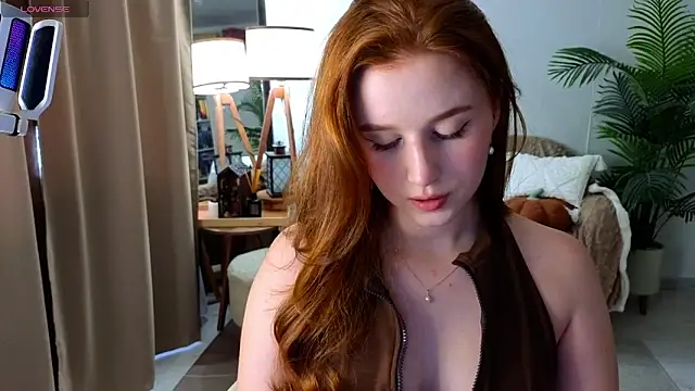 Snapshot of Meow_babe chatting on 09-12-25, 09:31 Meow babe online show from 09-12-25, 09:31