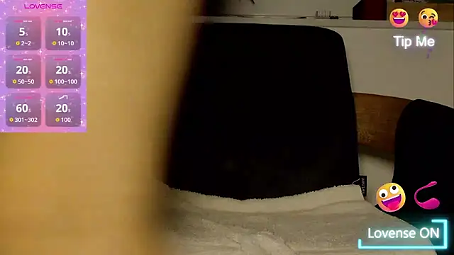 Snapshot of SUEPER_2019 chatting on 10-16-25, 05:03 SUEPER 2019 online show from 10-16-25, 05:03