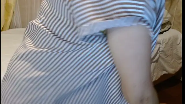 italagomez  online show from 02-24-25, 11:09