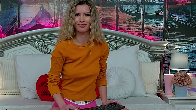 IvySamek online show from 02-14-25, 04:37