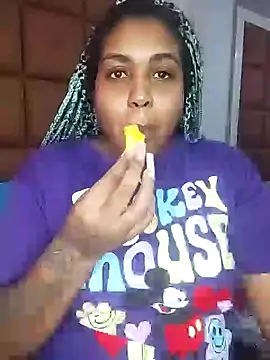 ELLA KELLY online show from 01-31-25, 11:03