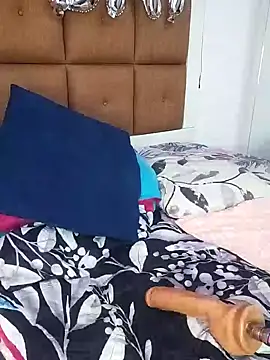 ELLA KELLY online show from 02-25-25, 06:09