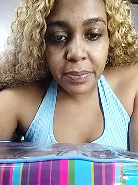 ELLA KELLY online show from 01-10-26, 11:45